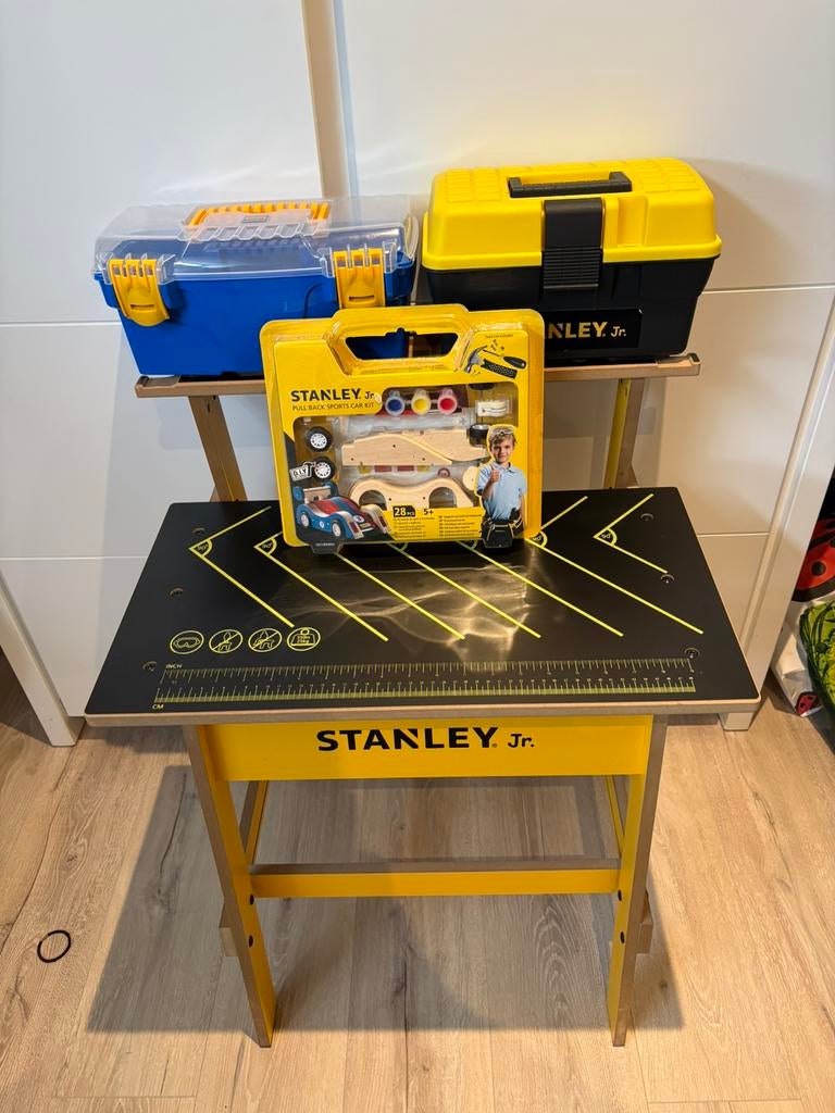 Werktafel Stanley Kids + toebehoren, Ophalen, Zo goed als nieuw