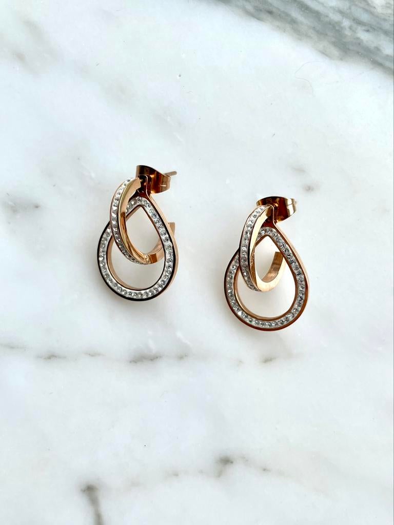 Oorbellen van victoria, Handtassen en Accessoires, Oorbellen, Ophalen of Verzenden, Zo goed als nieuw, Goud
