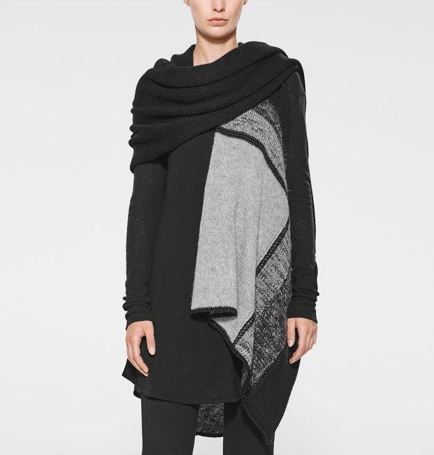 Sarah Pacini sjaal/vest als nieuw, Kleding | Dames, Truien en Vesten, Zo goed als nieuw, Grijs, Ophalen of Verzenden