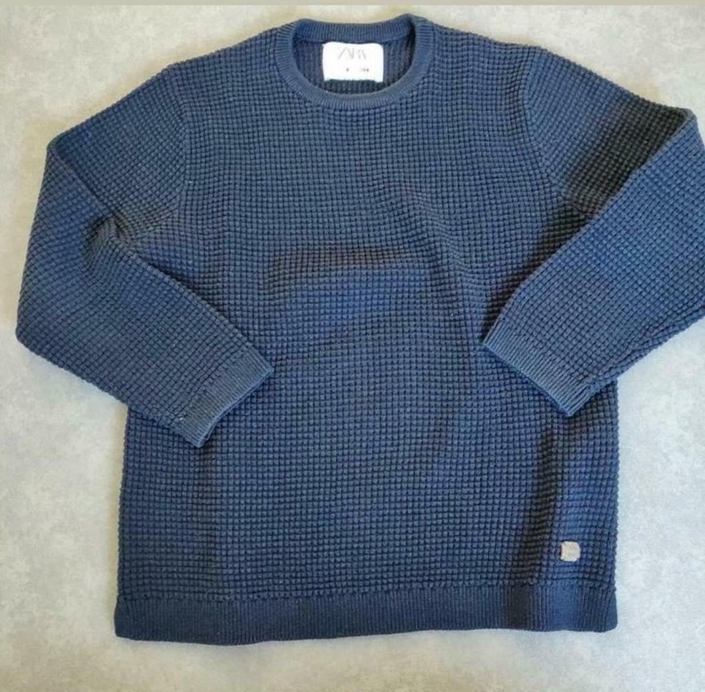 Donkerblauwe trui Zara 128, Kinderen en Baby's, Kinderkleding | Maat 128, Trui of Vest, Ophalen of Verzenden, Zo goed als nieuw