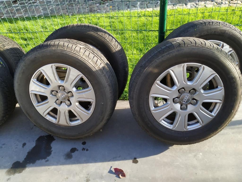 Originele Audi Q4 velgen met bijna nieuwe banden 16 du, Auto-onderdelen, Banden en Velgen, Banden en Velgen, Zomerbanden, 16 inch