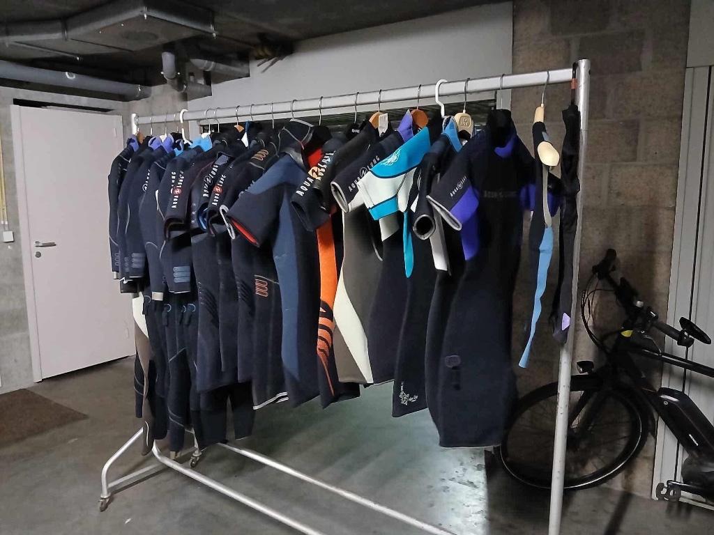 Aqua Lung Outlet verkoop Wetsuits 2/3/5mm - Ecocheques, Watersport en Boten, Duiken, Ophalen of Verzenden, Nieuw, Duikpak