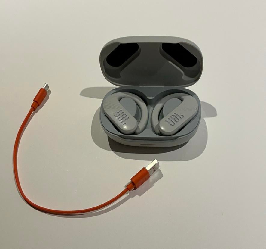 JBL Bluetooth headset PerformancePeak 3 - 50u, Ophalen, Zo goed als nieuw, In oorschelp (earbud), Bluetooth