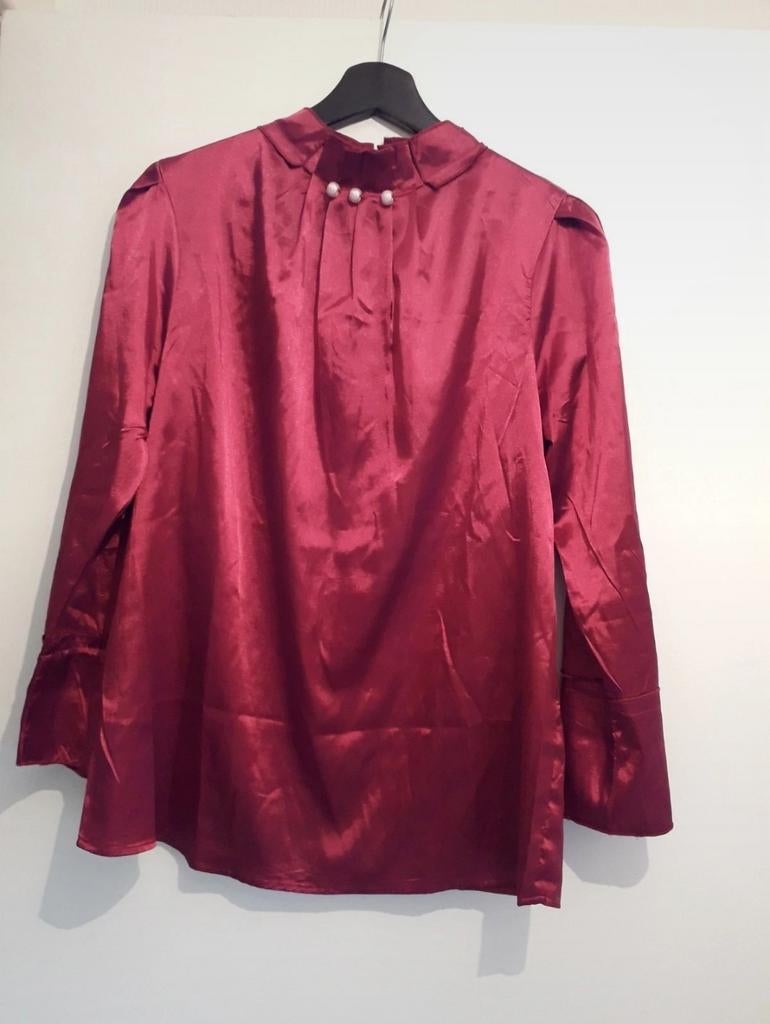 Speciale rode blouse met parels. Maat S, Ophalen, Zo goed als nieuw, Maat 36 (S)