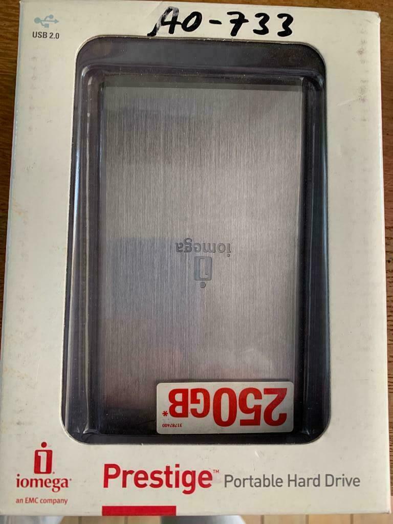 Portable hard drive, 250GB iomega, Informatique & Logiciels, Enlèvement ou Envoi, Neuf, Iomega