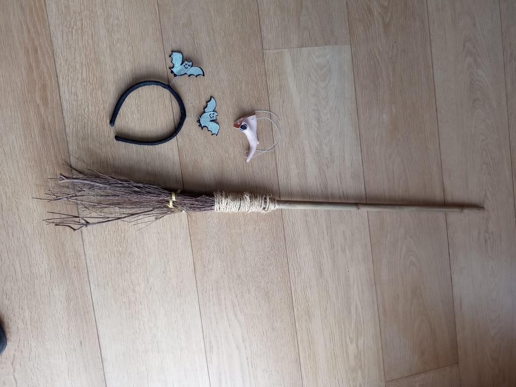 Heksen accessoires, Ophalen of Verzenden, Zo goed als nieuw
