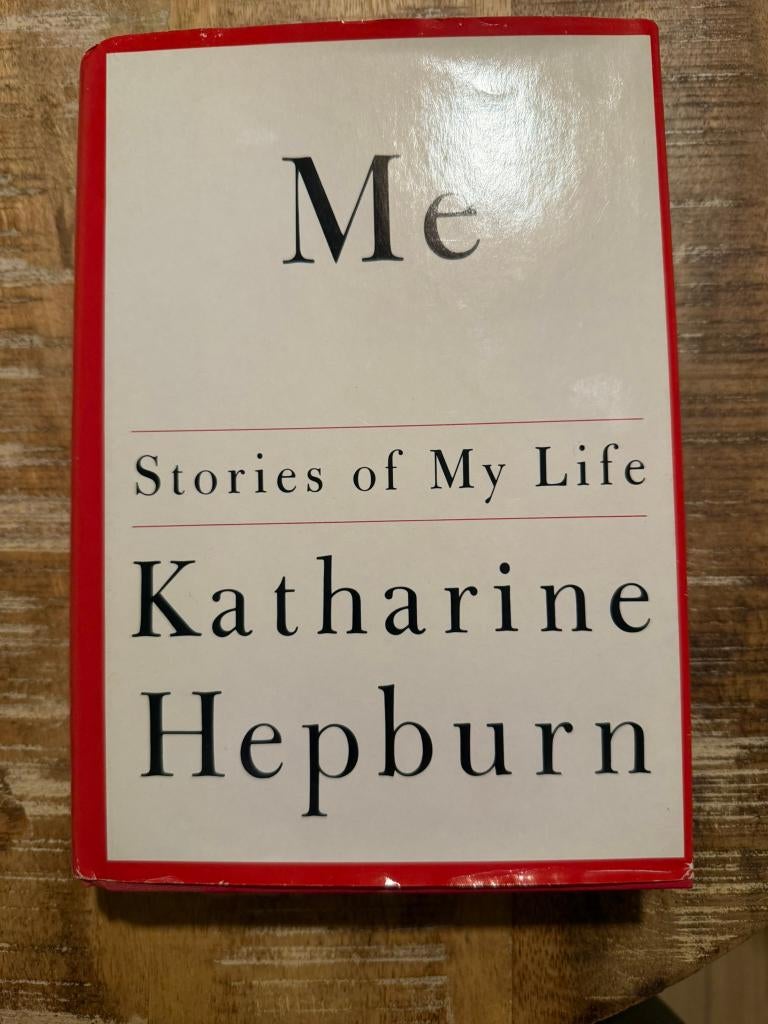 Moi, les histoires de ma vie - Katharine Hepburn HC, Livres, Biographies, Comme neuf, Cinéma, TV et Média, Enlèvement ou Envoi
