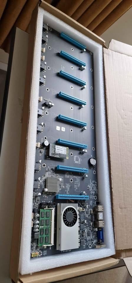 BTC-37 Miner Motherboard 8GPU neuf, Informatique & Logiciels, Enlèvement ou Envoi, Comme neuf, 8 GB, SSD