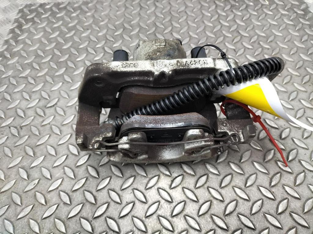 FORD FOCUS ACTIVE 1.0 MHEV AUT. REM KLAUW 2023, Ophalen of Verzenden, Gebruikt, Stiba lid