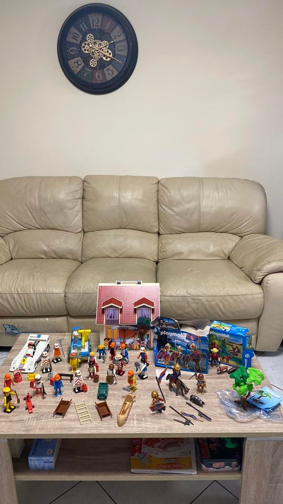 Heel mooi lot oude playmobil en toebehoren