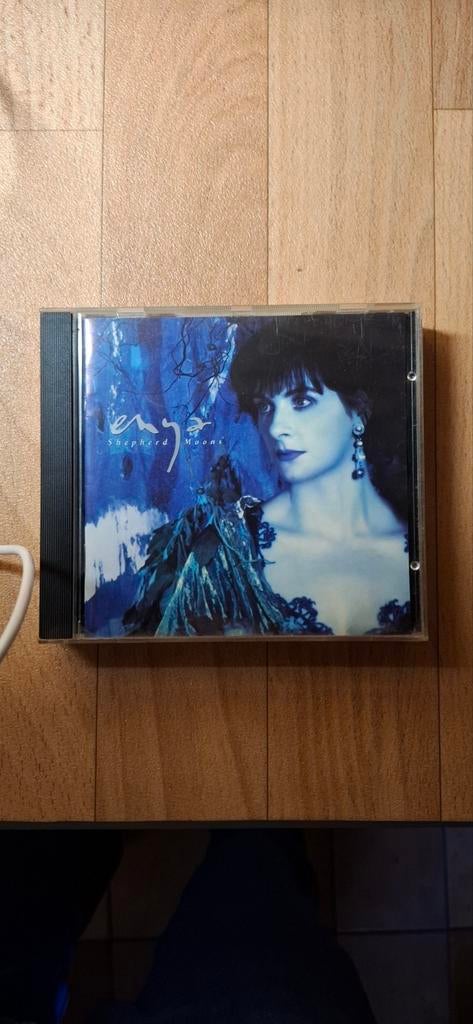 CD Enya - Shepherd moon, Ophalen of Verzenden, Gebruikt, Overige soorten