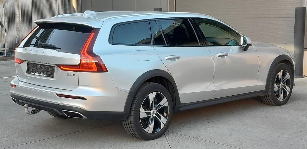 Volvo V60 Cross Country B4 AWD Geartronic | Mild Hybrid, Auto's, Automaat, 4 cilinders, 1924 kg, Zilver of Grijs