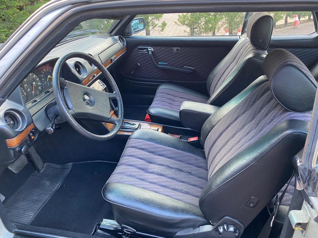Mercedes Benz 230CE Oldtimer / 1981 / Automaat / TOPSTAAT, foto 10