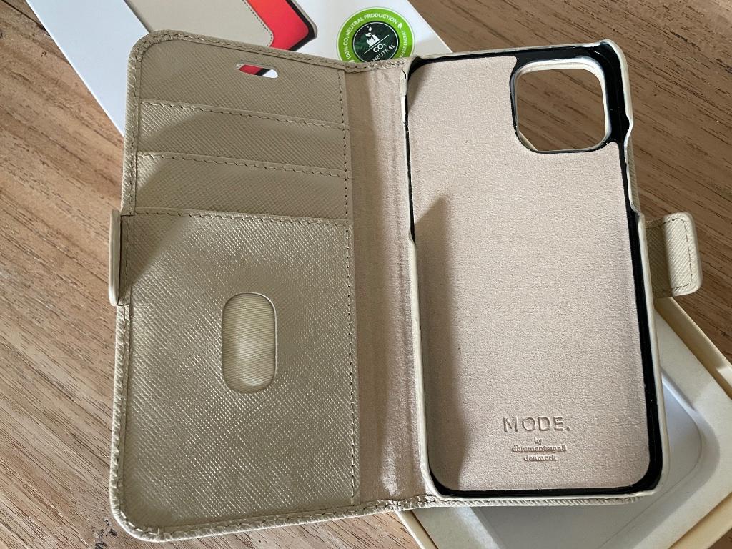 lederen hoesje voor iPhone 12  -  nieuw in doosje, Ophalen of Verzenden, Nieuw, IPhone 12, Hoesje of Tasje