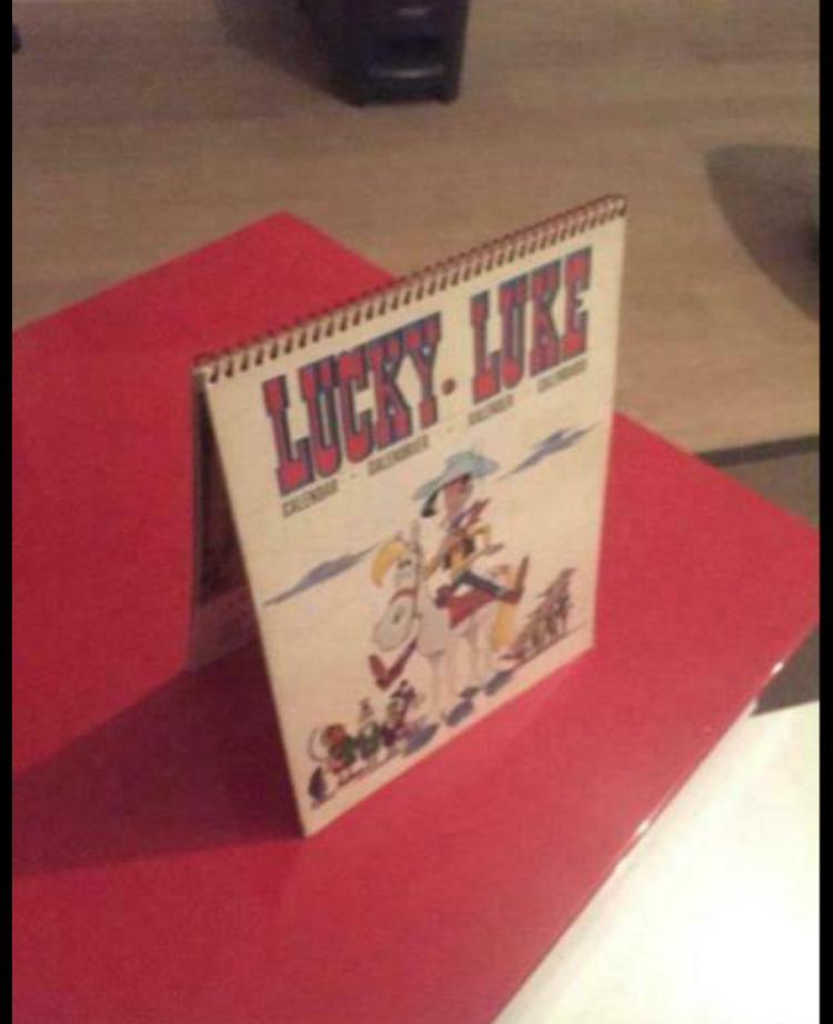 Zeldzame kalender Lucky Luke van 1973, Ophalen of Verzenden, Zo goed als nieuw