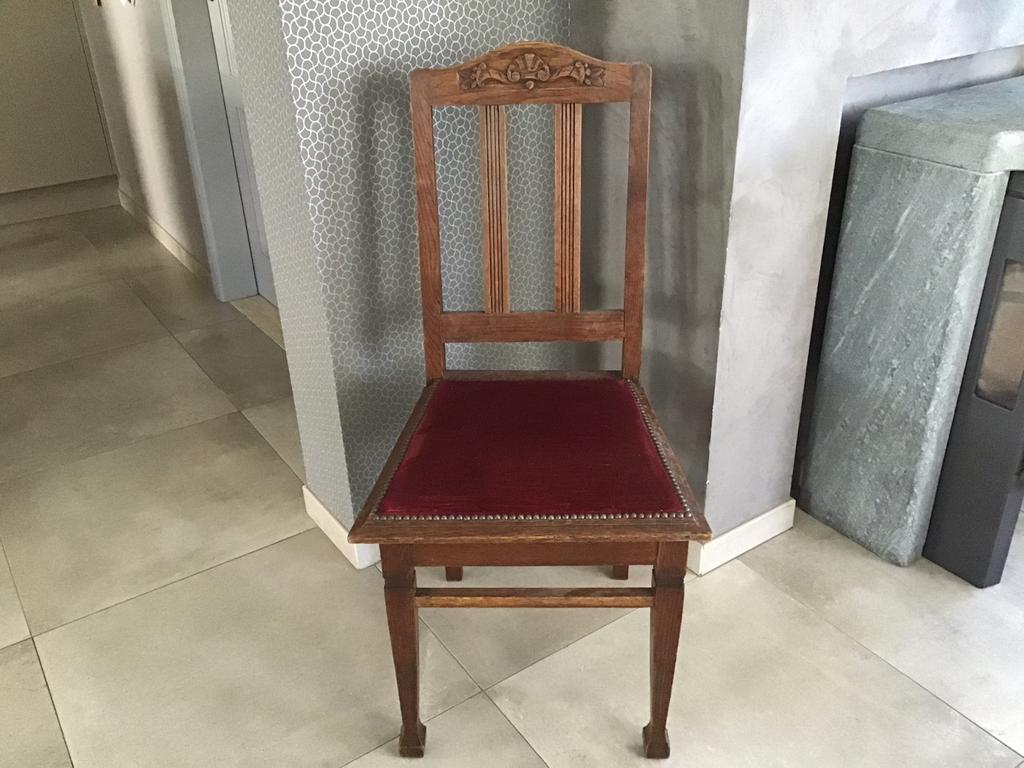Antieke stoel, met fluweel., Antiek en Kunst, Ophalen