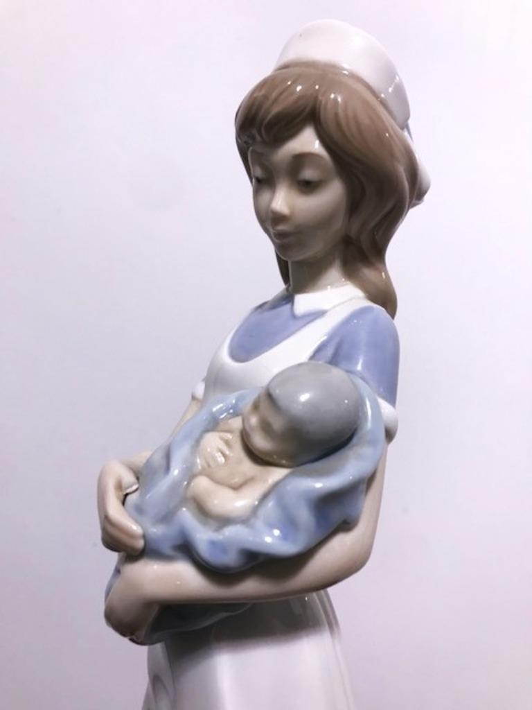 Lladro Nao verpleegster PorseleinH 34😍💎💑🎁😊👌, Ophalen of Verzenden, 20 - 50 cm, Overige materialen, Beeld