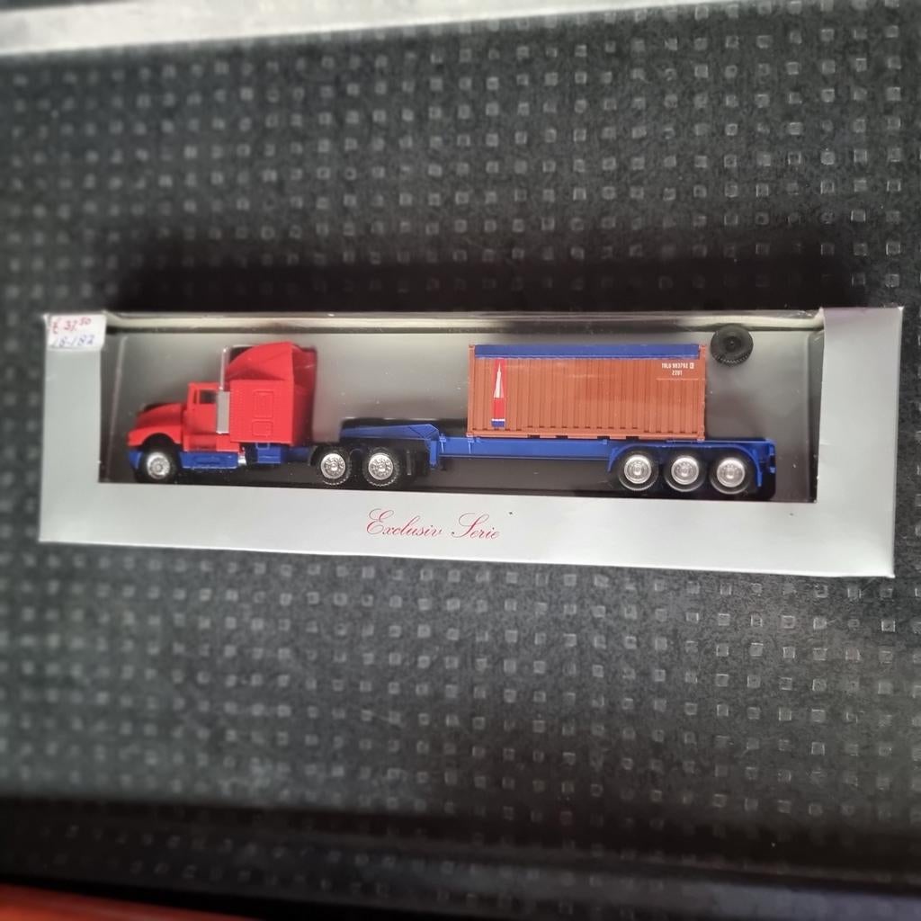 HERPA/ROCO U.S.TRUCK 1:87-H0 UNIEK + SALARI, Ophalen of Verzenden, Nieuw, Herpa
