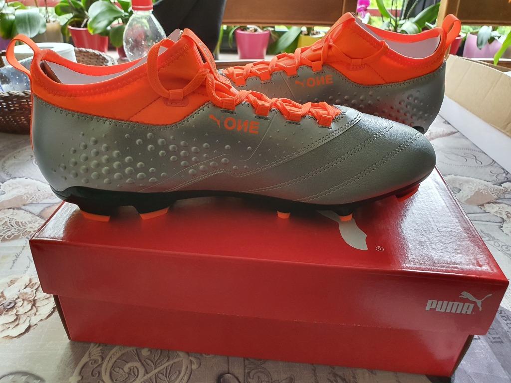 Nouvelle paire de basket de foot PUMA One 3 LTH AG taille 45, Enlèvement ou Envoi, Neuf, Chaussures