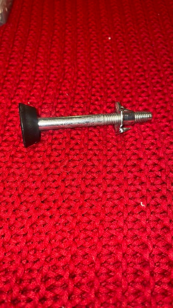 Pied réglable electromenager /meuble à tige filetée 8 cm, Enlèvement ou Envoi, Neuf, 50 à 100 mm, Chevilles