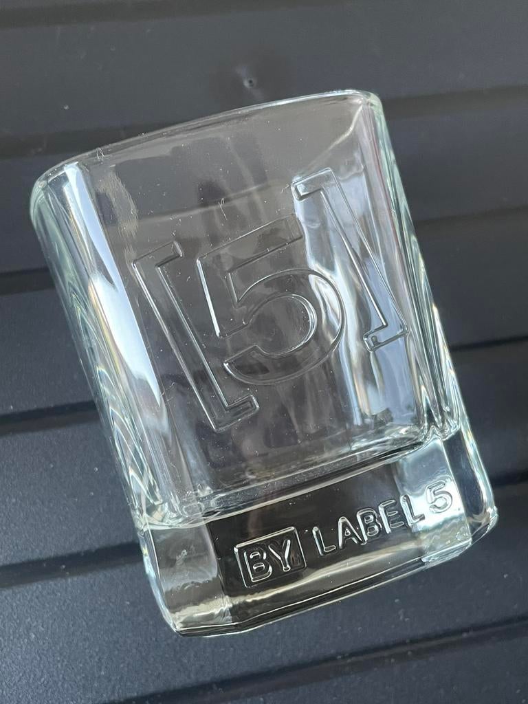 2 schotse whiskey label 5 glazen, Verzamelen, Glas en Drinkglazen, Zo goed als nieuw, Overige typen, Ophalen of Verzenden