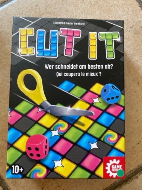 CUT IT - excellent jeu familial VF état neuf, Envoi