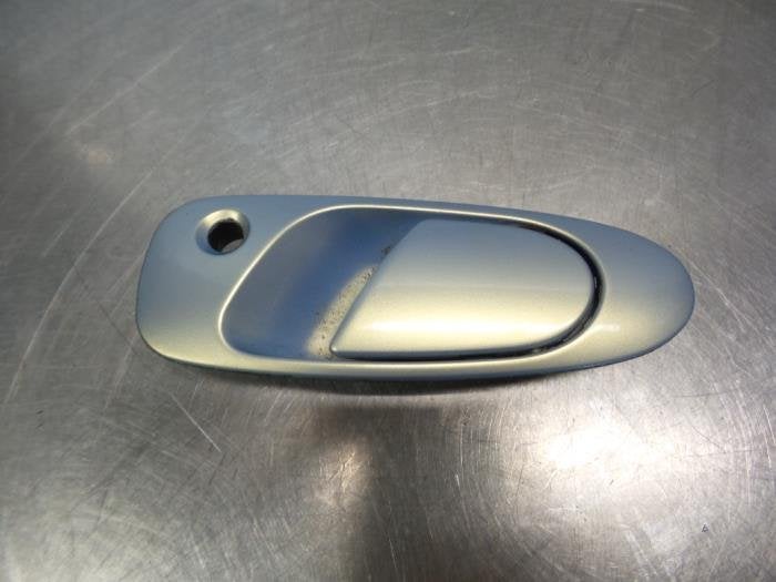 Poignée portière 2portes gauche d'un Honda Civic (Civic 92, Honda, -, Utilisé, -