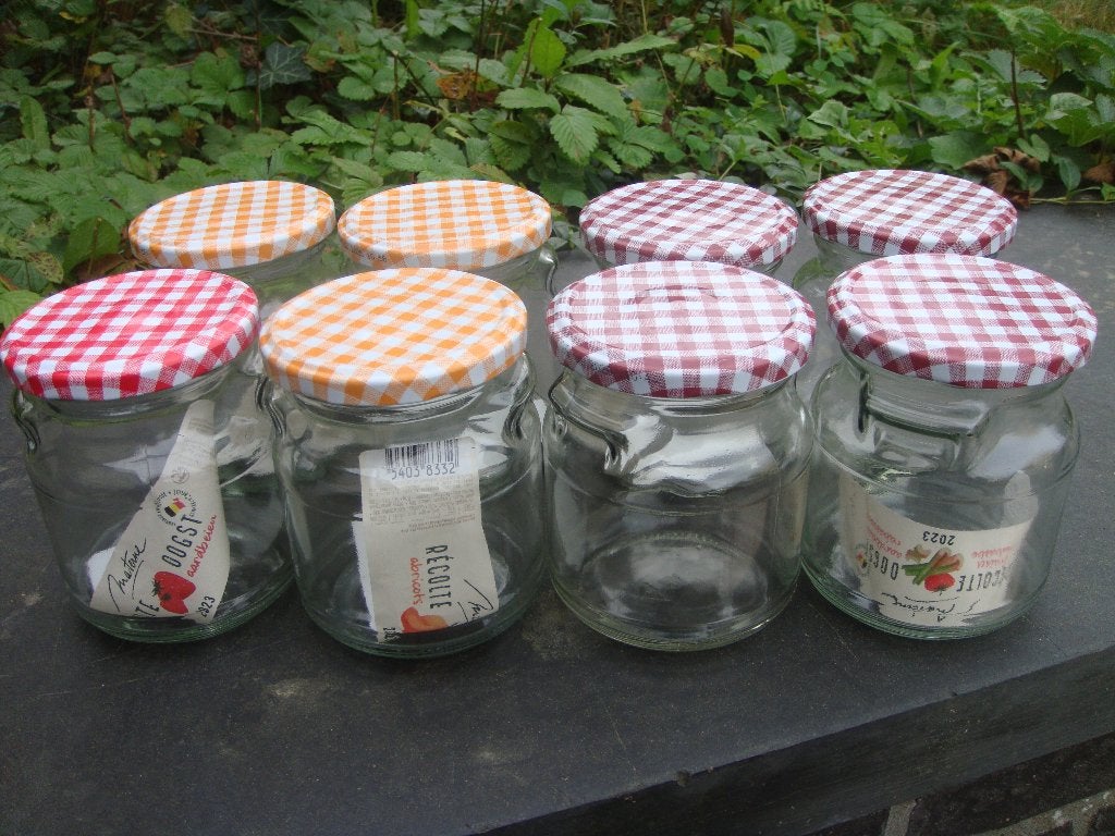 POTS POUR CONFITURE DE RECUPERATION MATERNE, Maison & Meubles, Enlèvement
