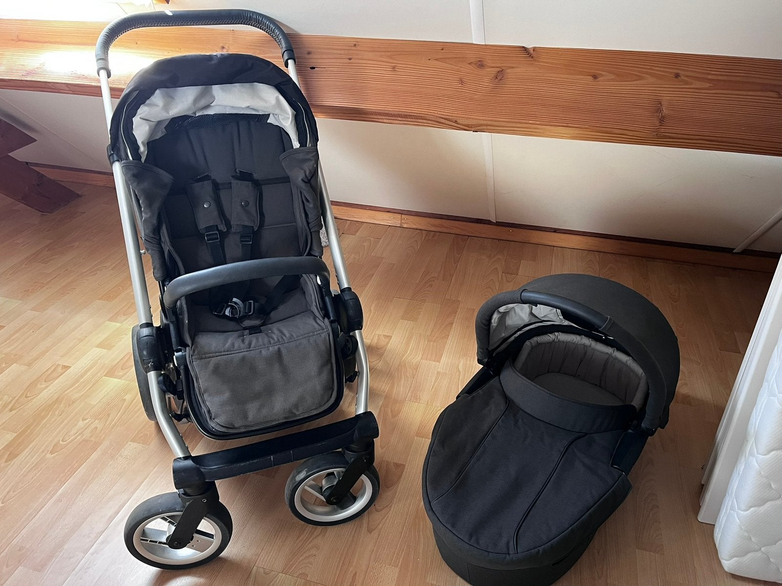 Buggy Mutsy, Kinderen en Baby's, Ophalen, Zo goed als nieuw, Mutsy