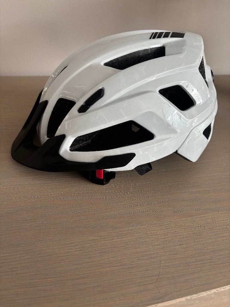 fietshelm cube, Fietsen en Brommers, Fietsaccessoires | Fietshelmen, Zo goed als nieuw, M, Ophalen