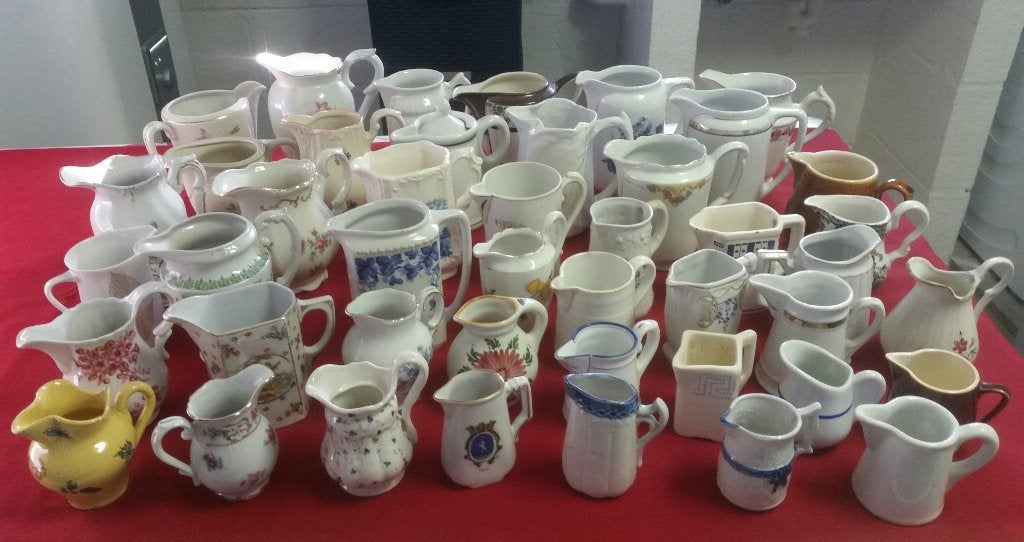 pots a lait, Collections, Porcelaine, Cristal & Couverts, Enlèvement, Comme neuf, Porcelaine, Autres types