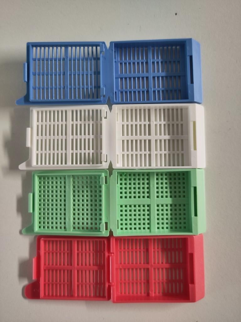 10.000 weefselcassettes met deksel (blauw/wit/groen/rood), Ophalen of Verzenden