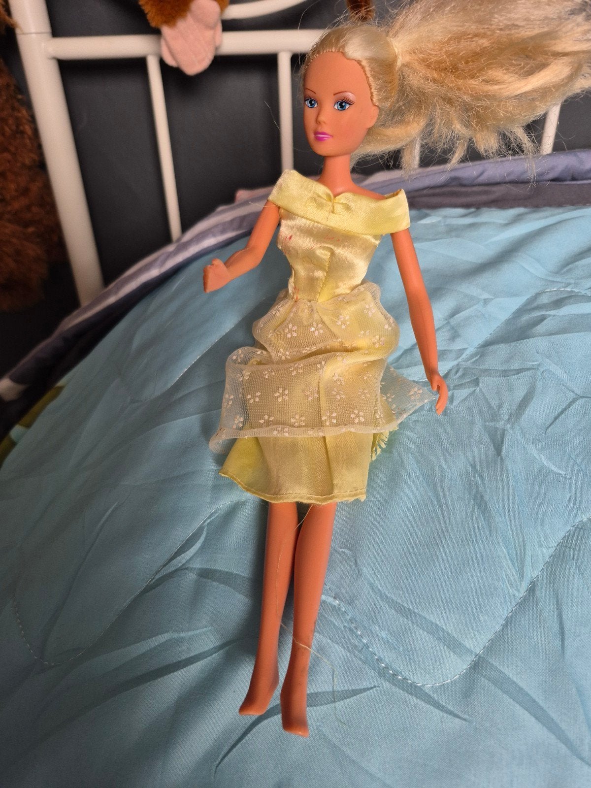 steffi love pop 30 cm goede staat jurkje rood op, Enlèvement ou Envoi, Poupée