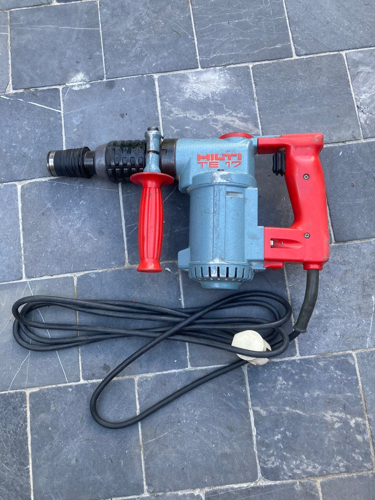 Hilton TE17 boorhamer, Doe-het-zelf en Bouw, Ophalen, Gebruikt, Klopboormechanisme