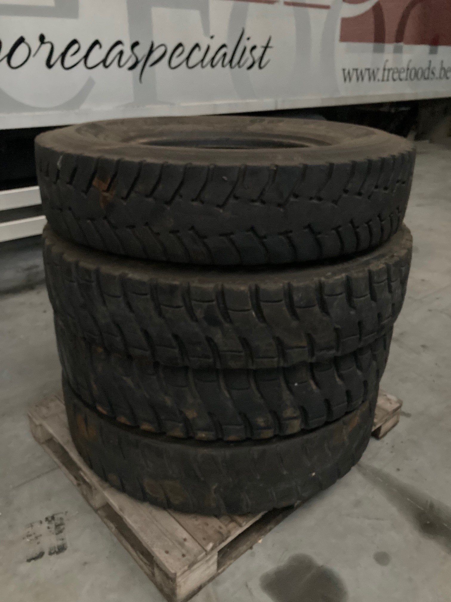 Diversen 12.00R24, Utilisé, Autres marques, Autres pièces automobiles