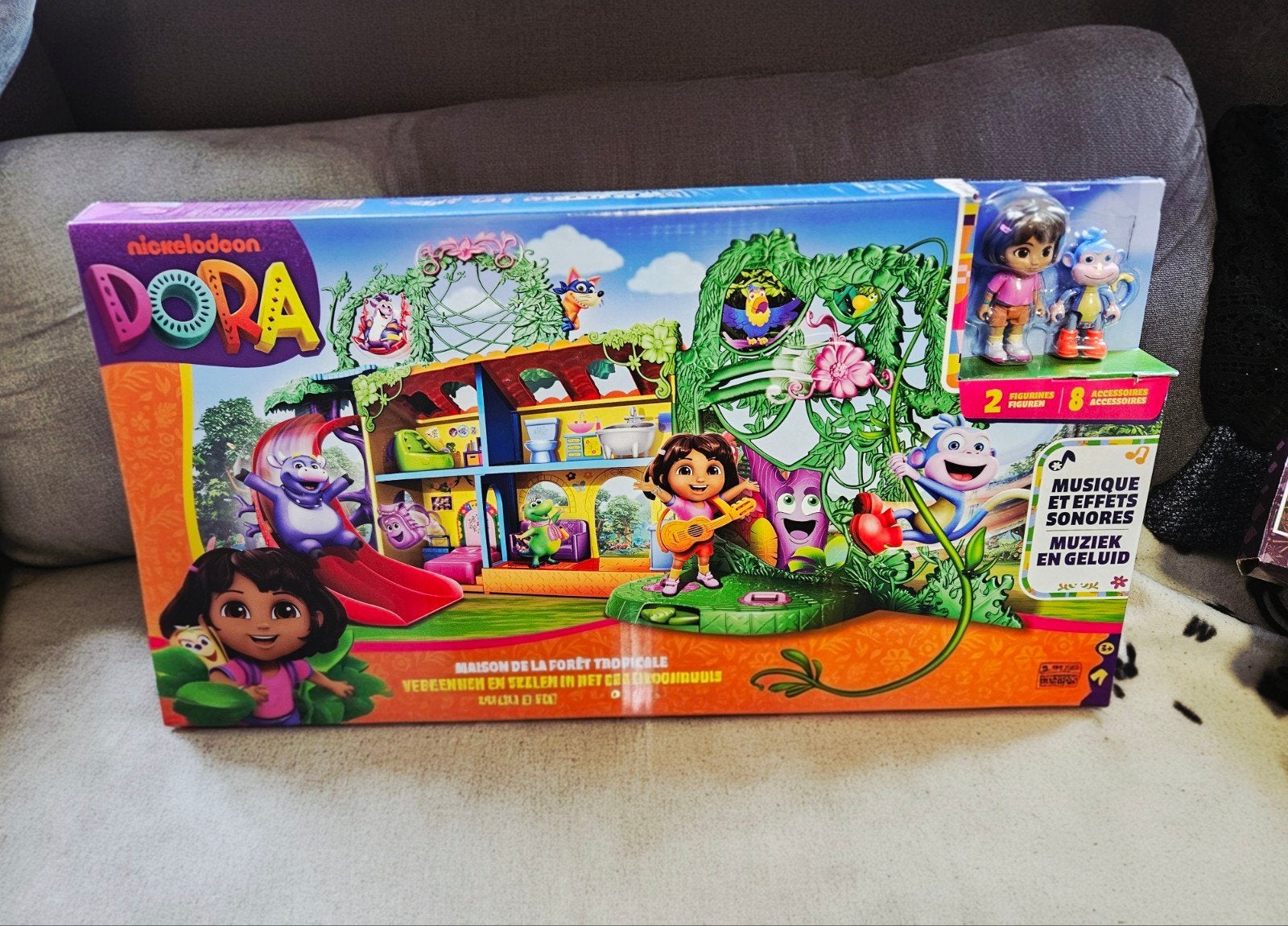 grote doos speelgoed dora nieuw, Enlèvement