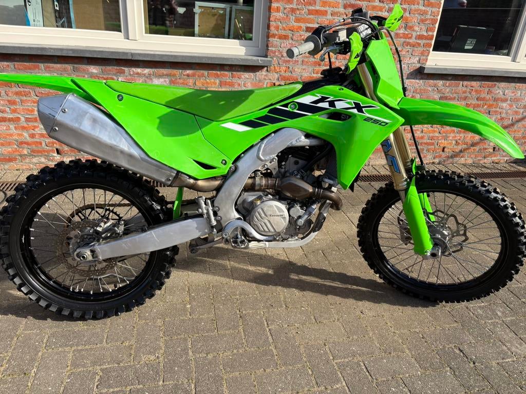 Kx250 2025, Motos, Enlèvement