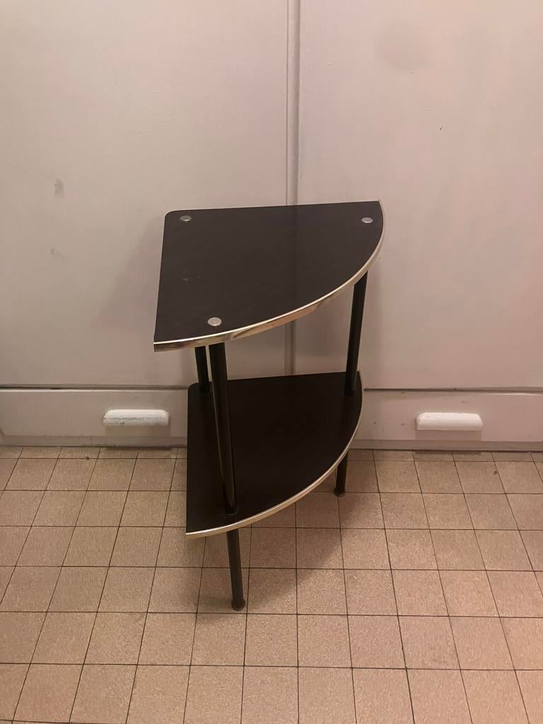 Hoektafel, Ophalen, Zo goed als nieuw