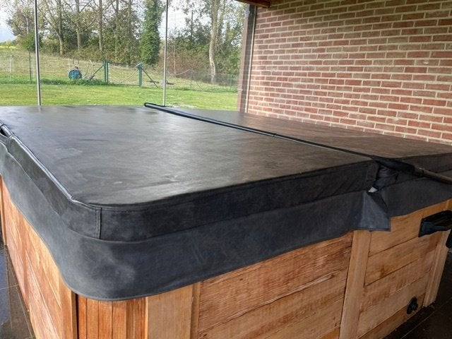 jacuzzi 5 personen, Ophalen, Gebruikt, Afdekzeil, Vast