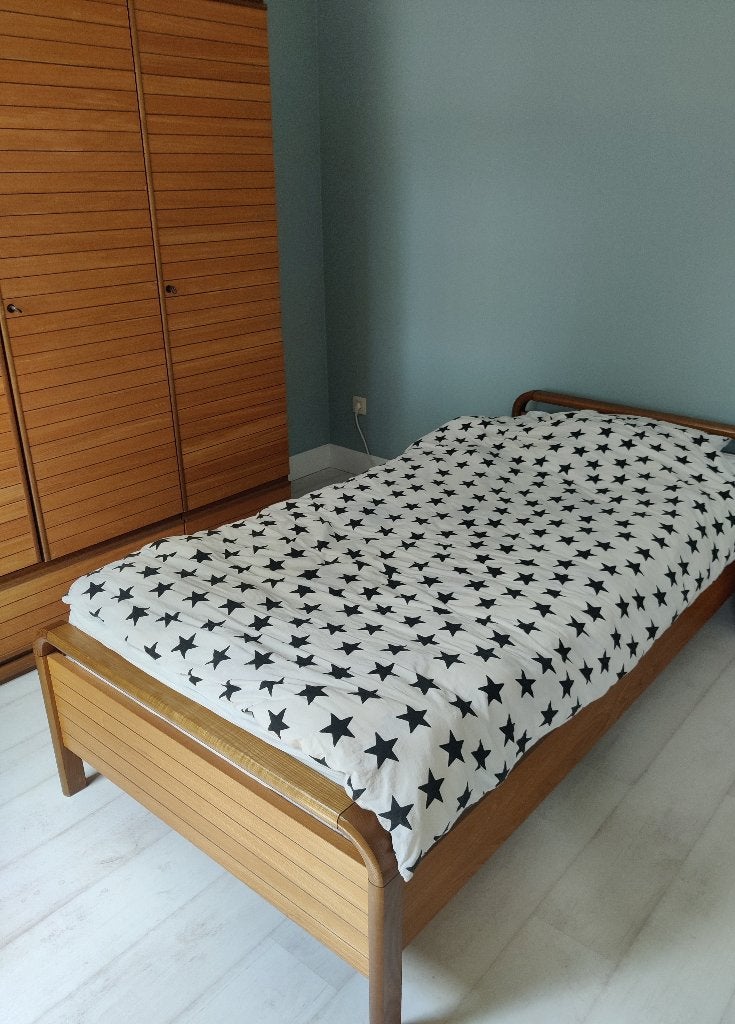 1pers slaapkamer +nog extra 1 pers bed, Enlèvement, Utilisé