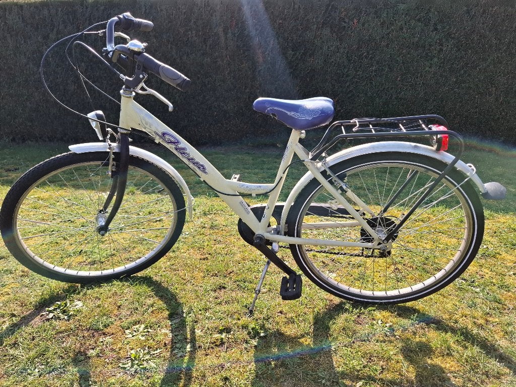 Meisjesfiets 26 inch (9-12 jaar) -6 versnellingen -MBM Fleur, Fietsen en Brommers, Ophalen, Gebruikt, 26 inch of meer, Versnellingen