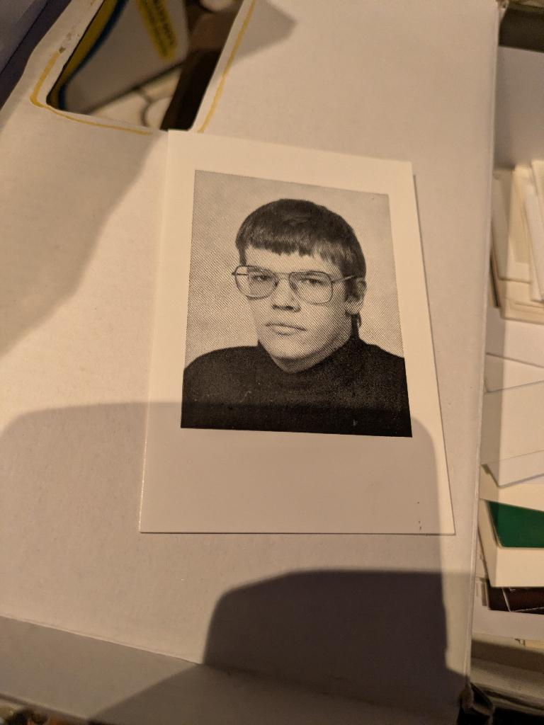 Dp Tony van Hulle, Verzamelen, Bidprentjes en Rouwkaarten, Ophalen of Verzenden, Bidprentje