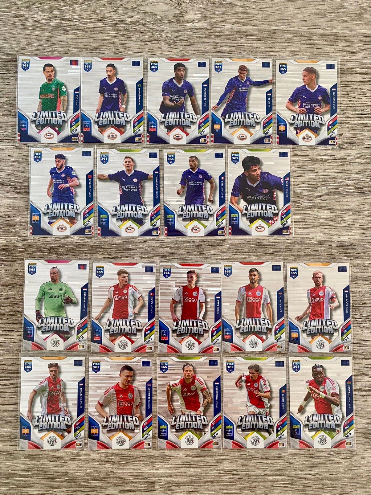 Fifa 365 2026 set 19 edition limitée Ajax Psv, Timbres & Monnaies, Timbres | Europe | Royaume-Uni, Enlèvement ou Envoi