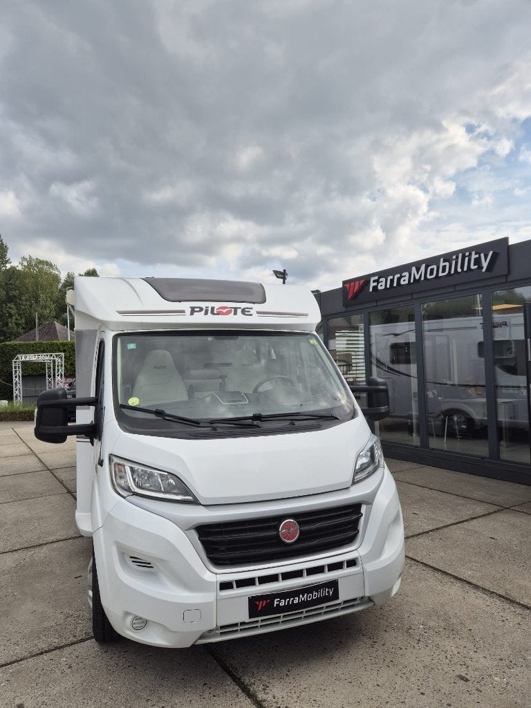 ONLY DEALERS | Pilote P740 Sensation 2016 Auto - 79.742 km, Caravanes & Camping, Caméra de recul, Jusqu'à 4, Fiat, Pilote