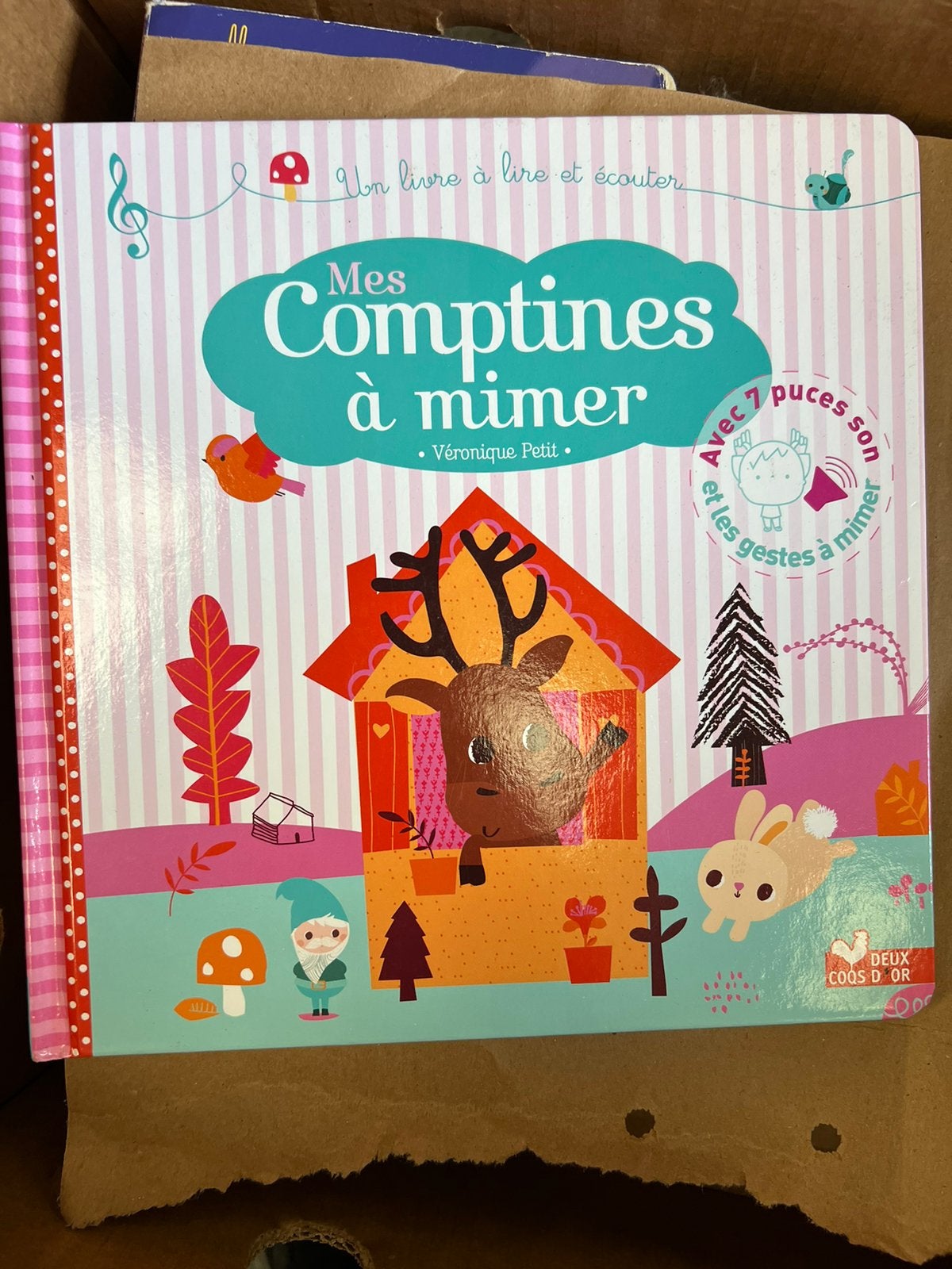 Livre musical Mes comptines à mimer, Enlèvement, Comme neuf