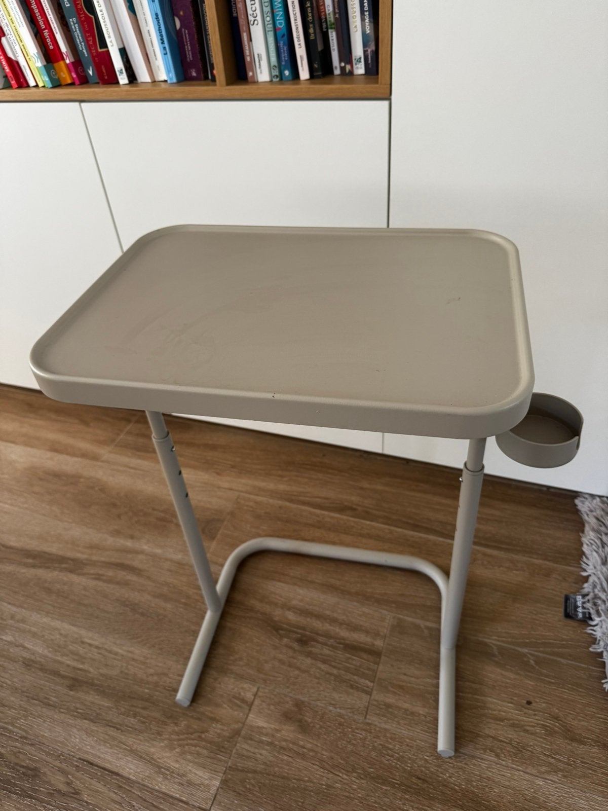 Table pour ordinateur portable IKEA BJÖRKÅSEN – Beige, Enlèvement, Comme neuf