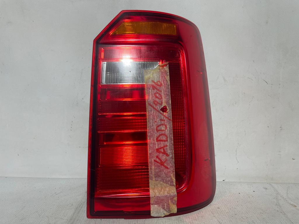 Feu arriere droit VW CADDY 2K1945096F, Autos : Pièces & Accessoires, Éclairage, BMW, Utilisé, Enlèvement