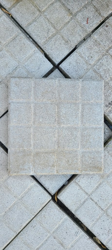 Aftappen van gerasterde betonplaten, Tuin en Terras, Tegels en Klinkers, Ophalen, Overige typen, Nieuw, Minder dan 5 m²