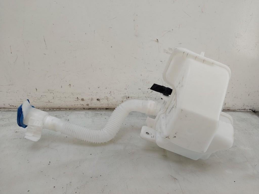 LAVE-GLACE RESERVOIR AVANT Volkswagen Tiguan (CT1), Autos : Pièces & Accessoires, Utilisé, Volkswagen