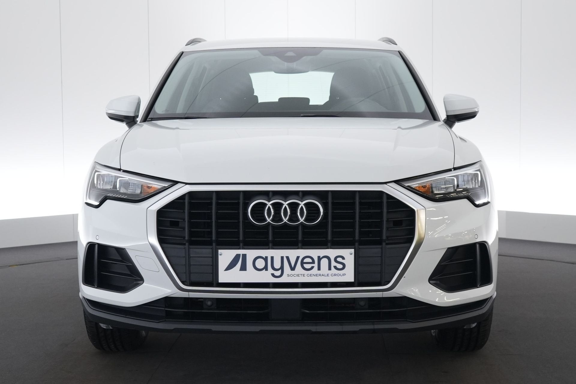 (1YRM489) AUDI Q3, https://public.car-pass.be/vhr/01ad6e98-d2b3-4545-8937-97da57506bba, Achat, Entreprise, Commande vocale